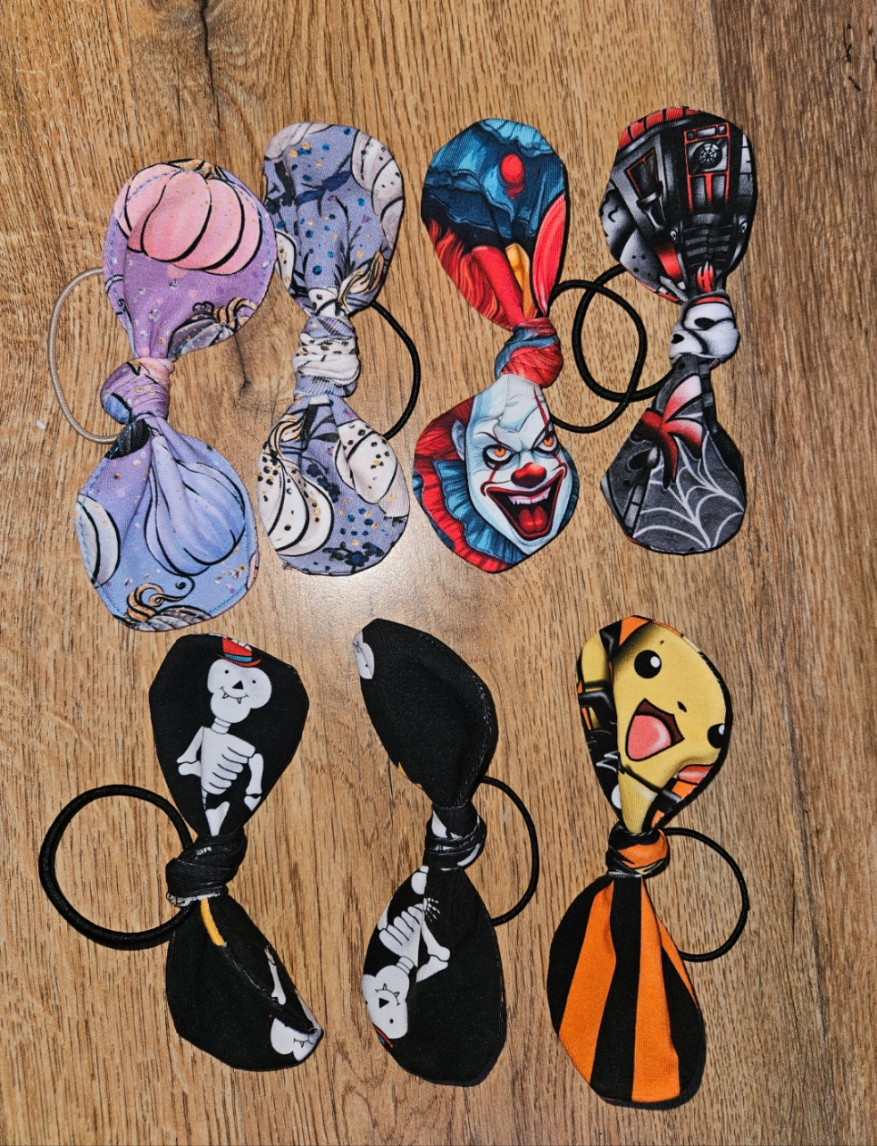 Hair scrunchies and ties