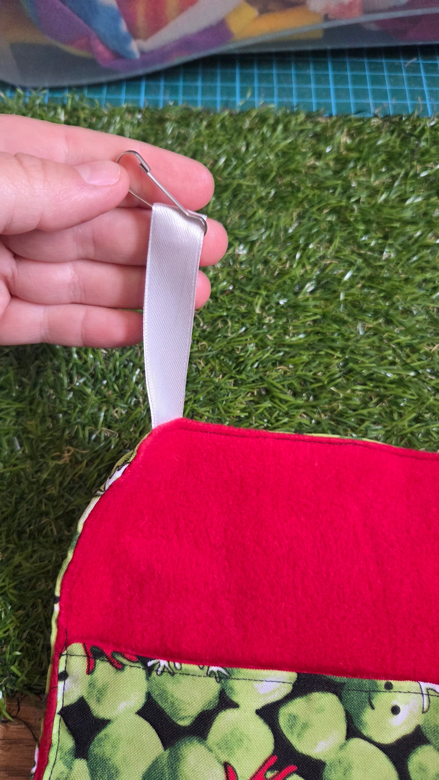 Small pet hammock pouch