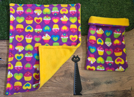 Lap mat and pouch set