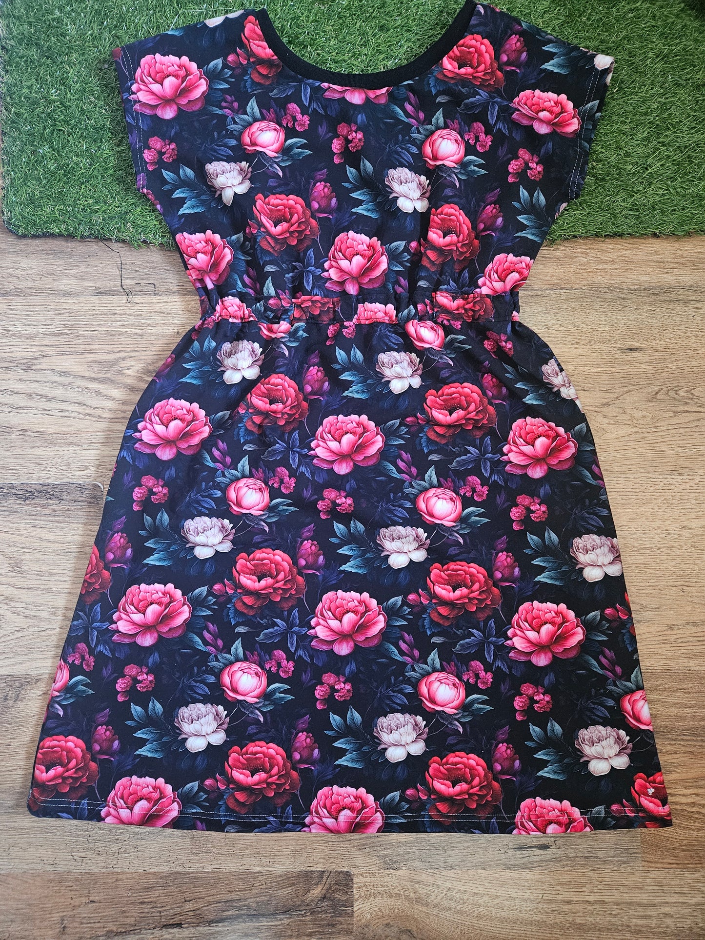 Ladies dress